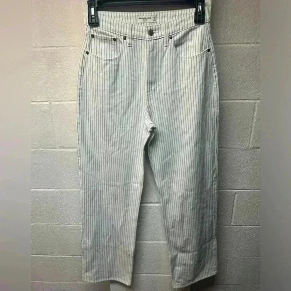 Abercrombie & Fitch Denim - Abercrombie and Fitch Pinstriped jeans